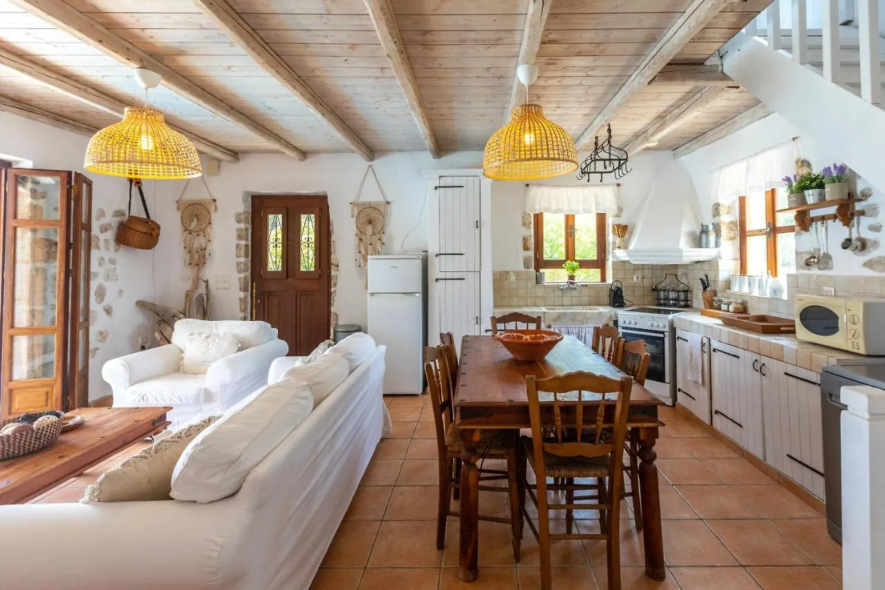 Villa Mystique Evreti